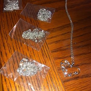 Silver plated mom necklaces. Price is for 1